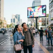 Mengapa Media OOH & DOOH Penting dalam Dunia Periklanan 2